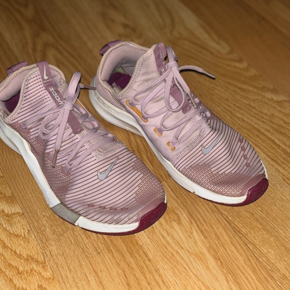 Nike Women's air zoom elevate
